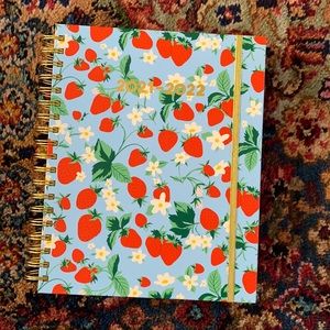 Ban.do Large 17-Month Planner in Strawberry